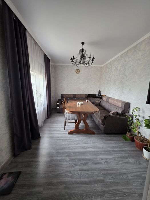 Продаётся четырёх комнатный дом