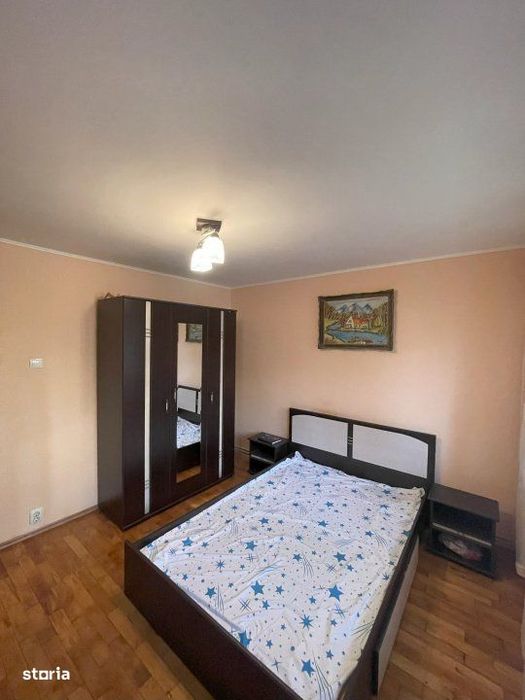 Apartament de vanzare, cu 3 camere decomandat, 68 mp, parter, zona Pas
