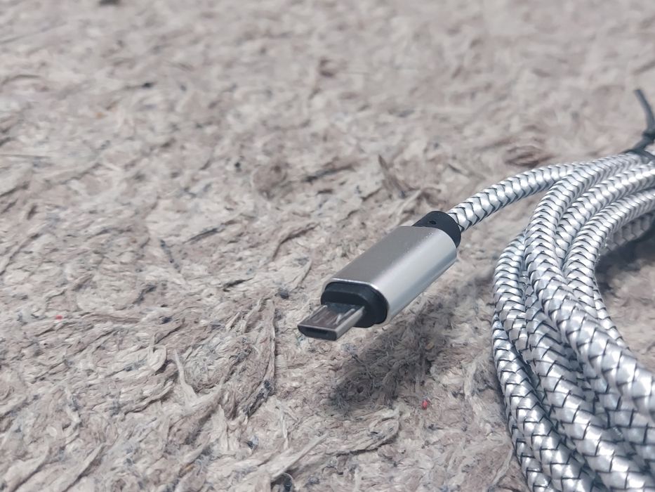Cablu USB la Micro USB 3 metri nou