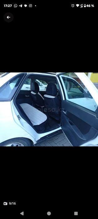 Продам приору седан