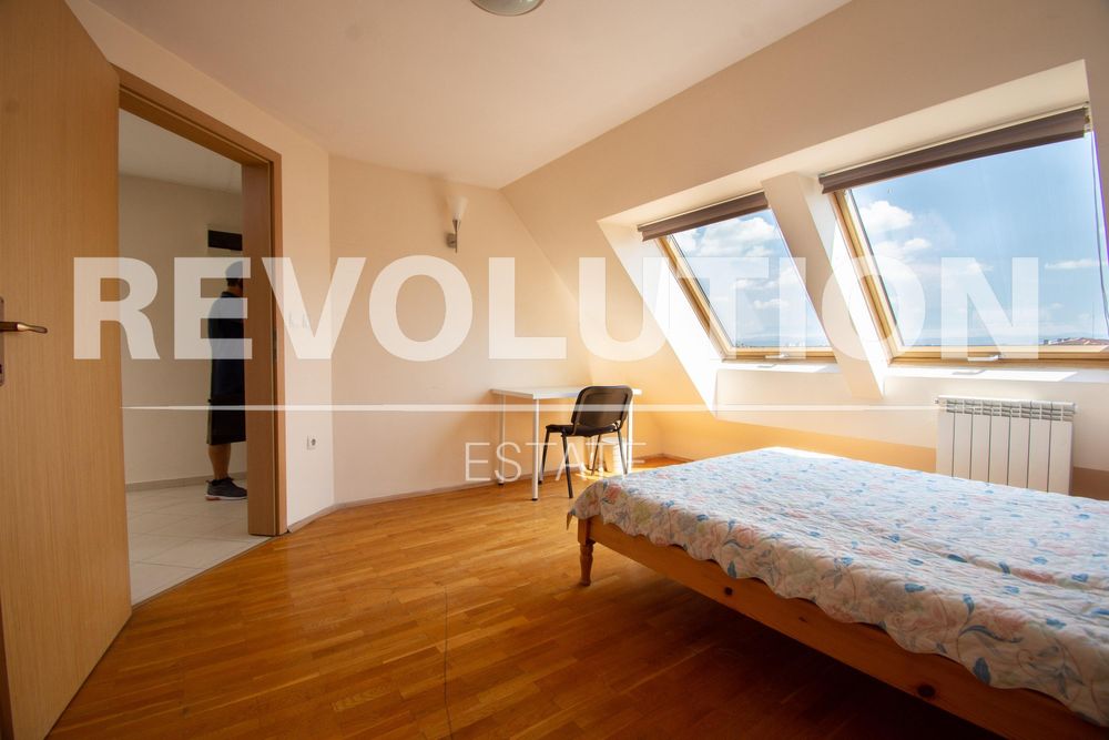 Дава се под наем Мезонет в София, Център - 146 кв.м за 1250 € - Снимка #4