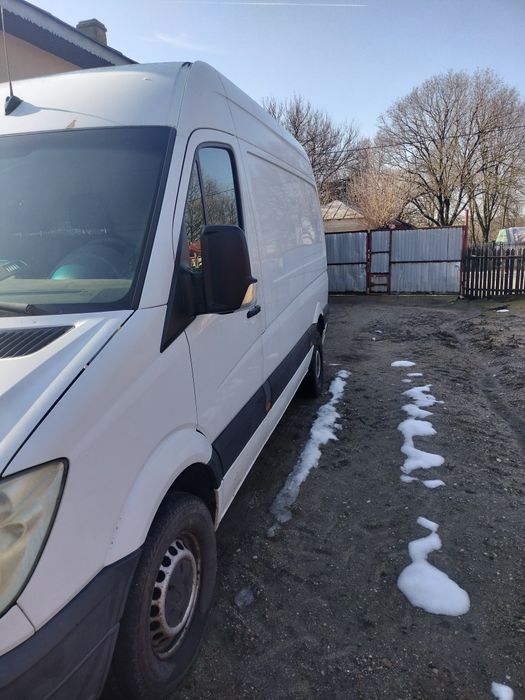 Vând Mercedes  - Benz Sprinter 209