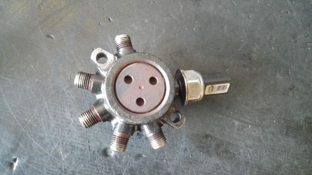 Rampa injectoare 1.5 dci renault clio 3 93077507a