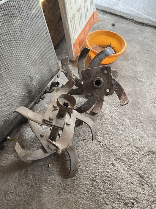 Мотоблок  с фрезами