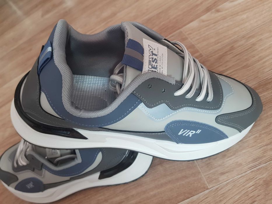 Кроссовки для бега и ходьбы