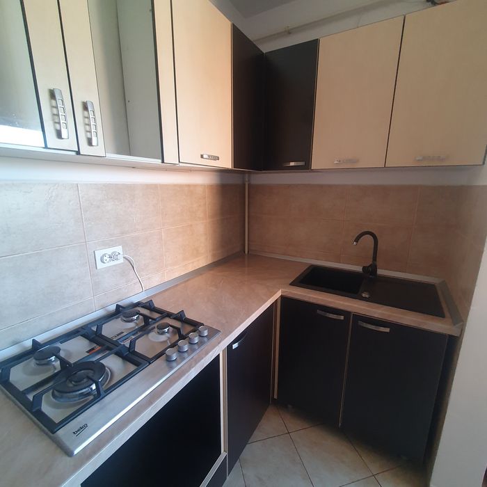 Apartament cu trei camere