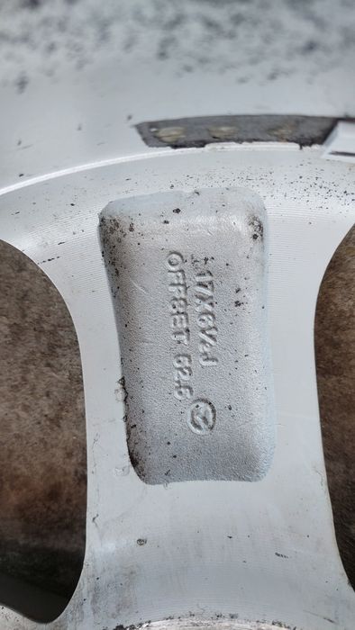 Джанти и гуми Мазда 3 17 "