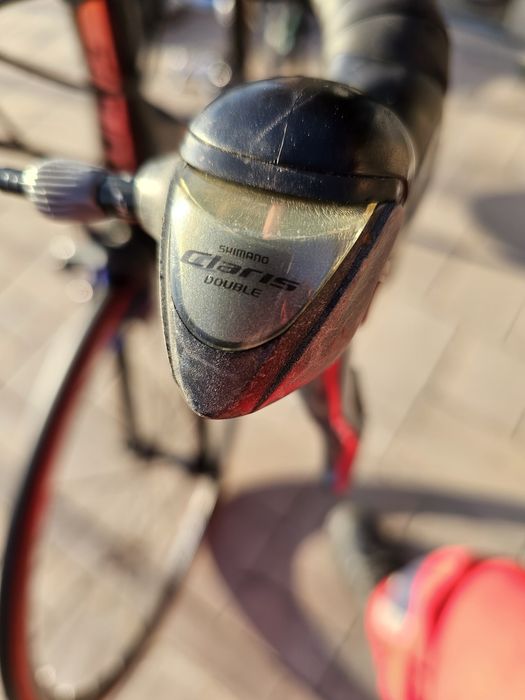 Cursiera Giant Contend, cadru aluminiu.