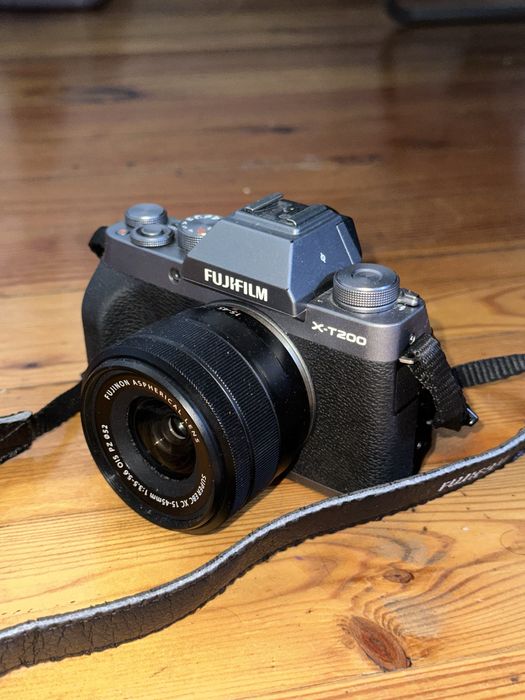 продам fujifilm xt-200