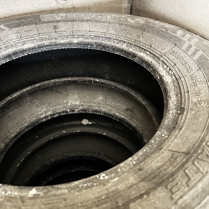 Продам шины                 .