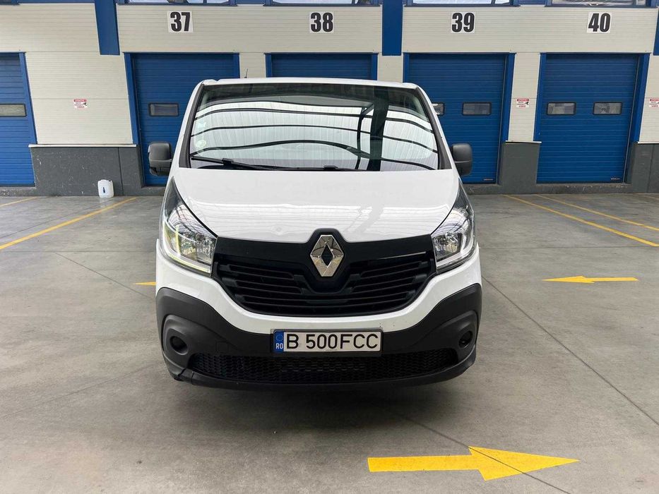 RENAULT Trafic