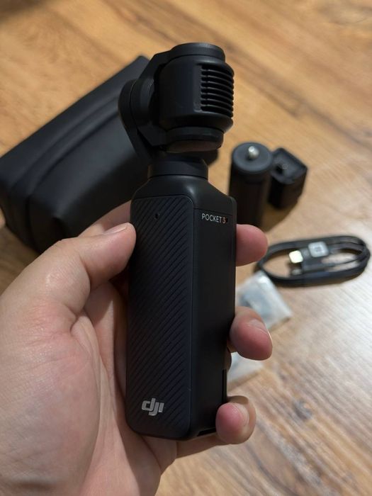 DJI Osmo Pocket 3 COMBO