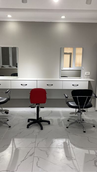 Парикмахер салон красоты