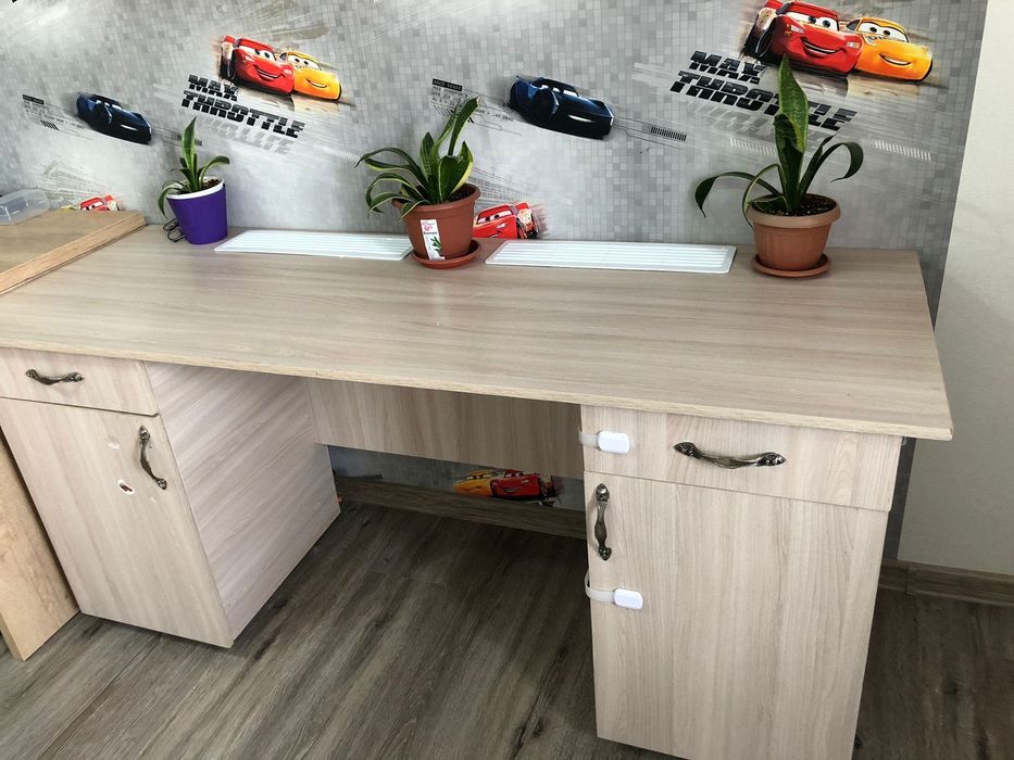 Ученический стол