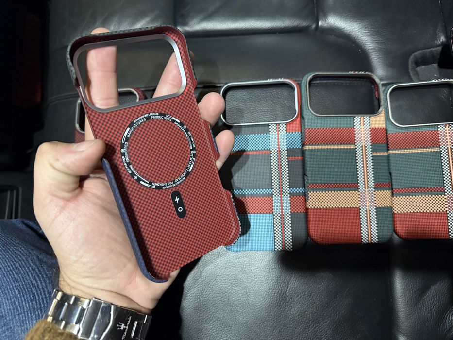 Husa Carbon design pitaka 17 pro max /17 pro