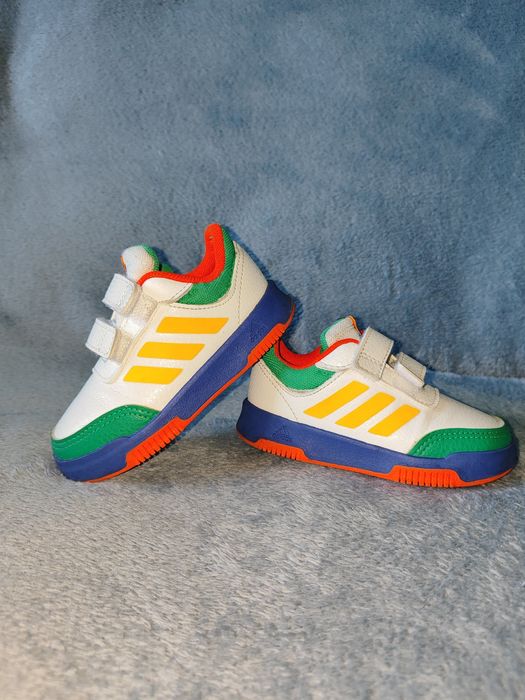 Детски обувки и пантофи различни размери