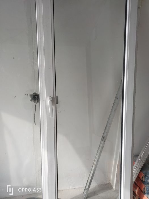 Витражное окно с дверью