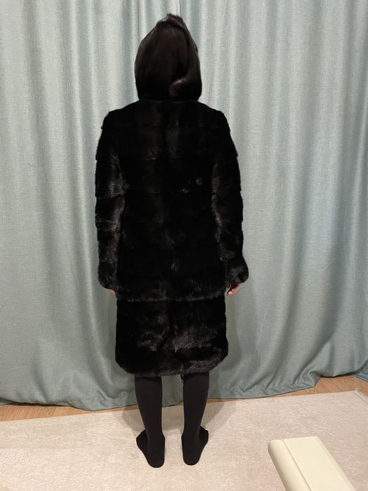 Продам норковую шубу