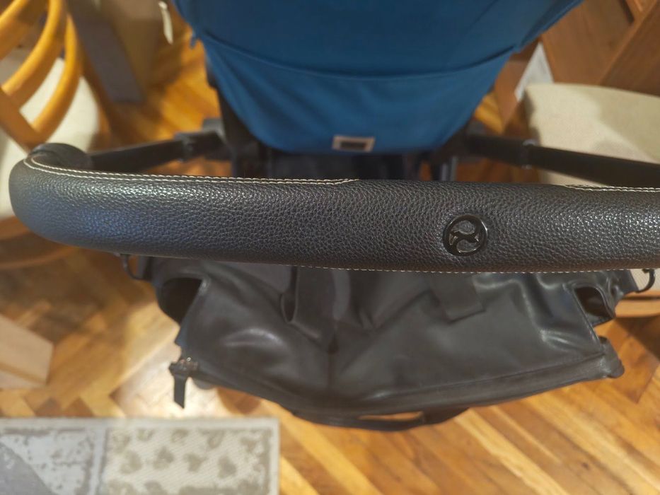 Cybex priam black mat 4