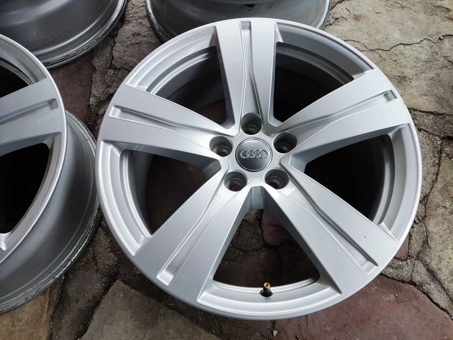 18 цола Ауди 5х112 - оригинални лети джанти за Audi 5x112 ET25 .