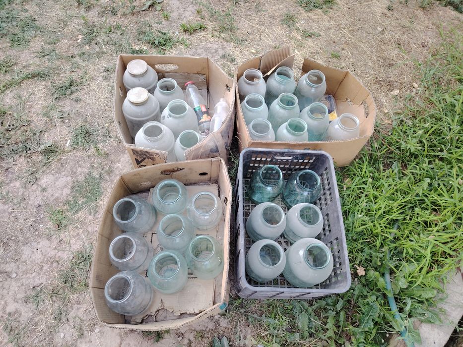 Банки 2л, 3л 100тг