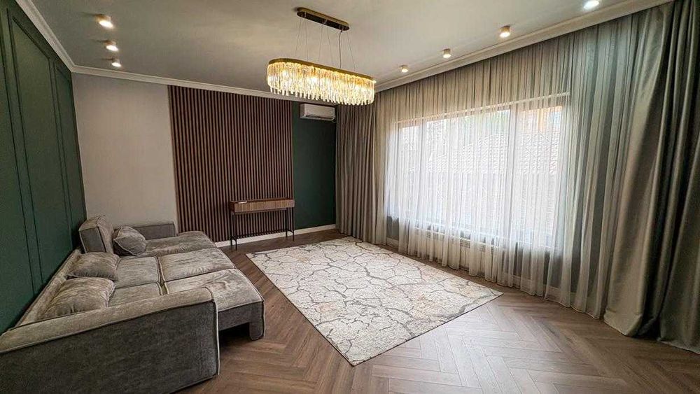5комнатный дом в центре