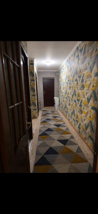 Продам квартиру в Айет