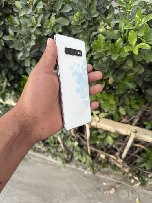 Samsung S10+ dastavka bor