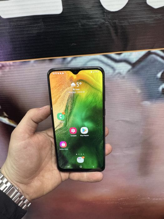 Samsung A20 32gb всё работает