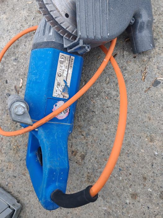 Masina de carotat sanțuri în perete profesiinala