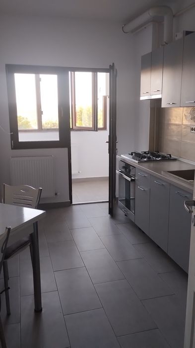 Închiriez apartament 2 camere