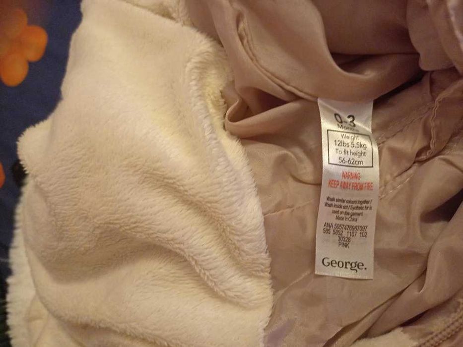 Чисто нов бебешки космонавт George - размер 62