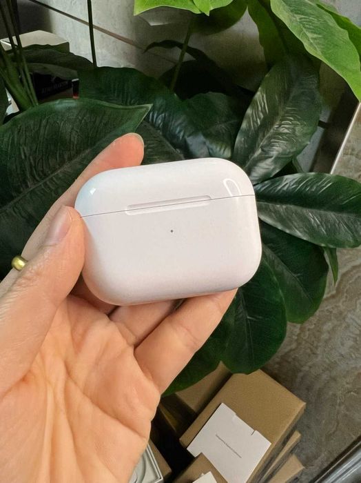 AirPods Pro 2  | ANC Activ | Bluetooth 5.3 |
