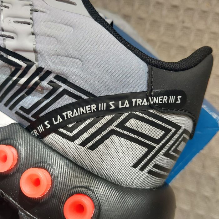 Маратонки  оригинални, маркови,бели