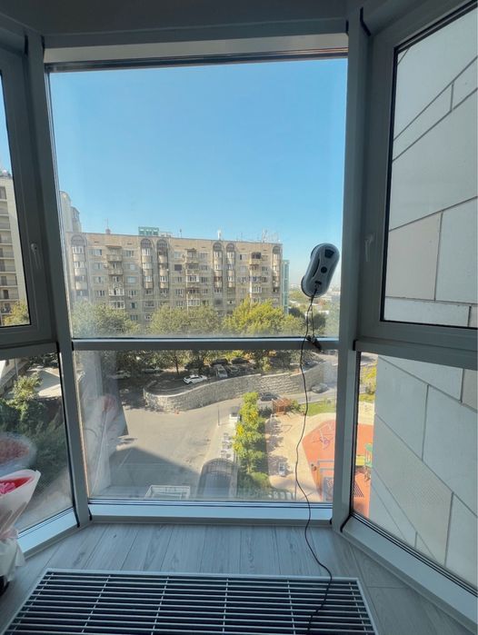 Робот мойщик окон в аренду