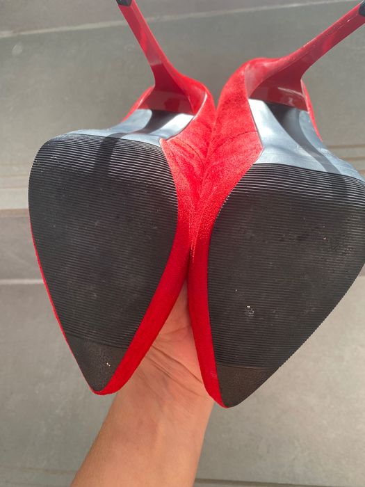 Продавам обувки на ток!