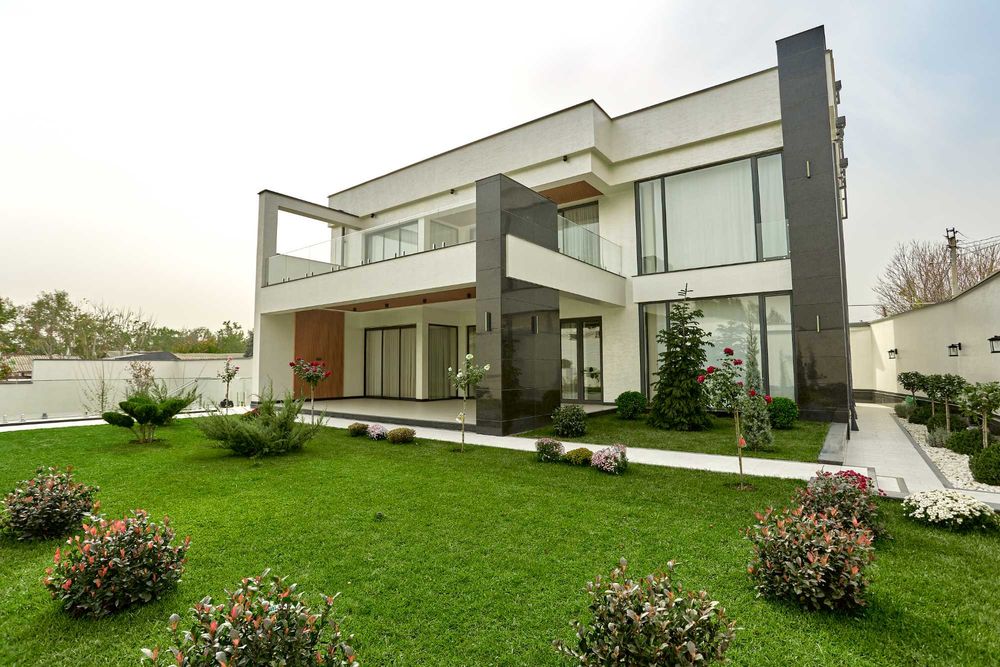 Продается шикарный дом - белая вилла в престижном районе