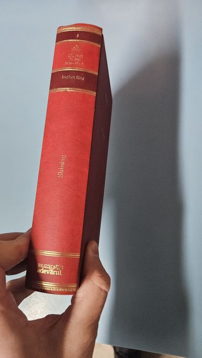 Shining
Stephen King