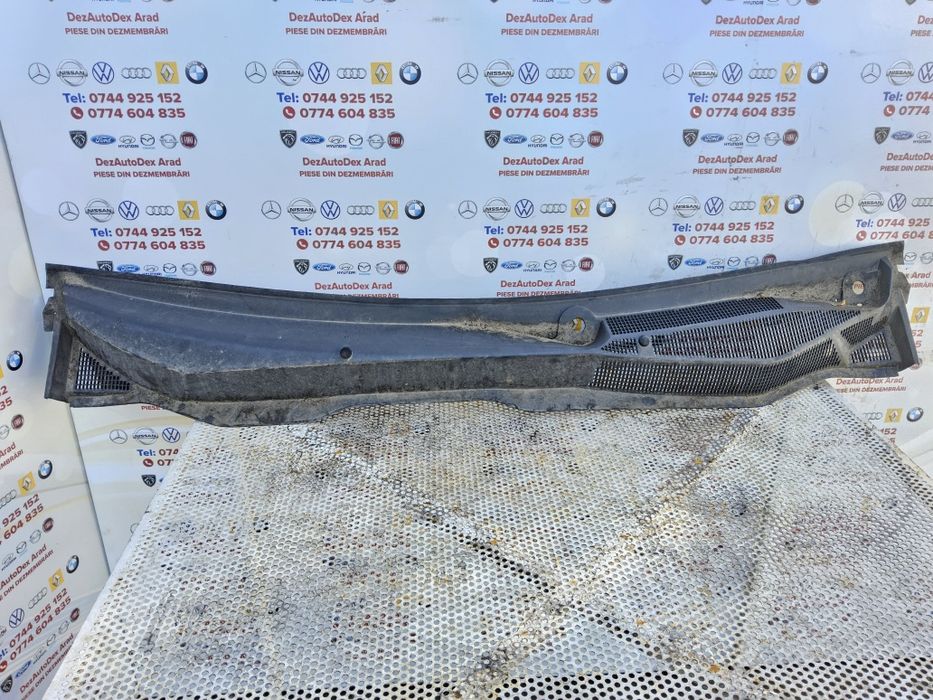 Grila stergatoare Opel Astra H cod 24463382
