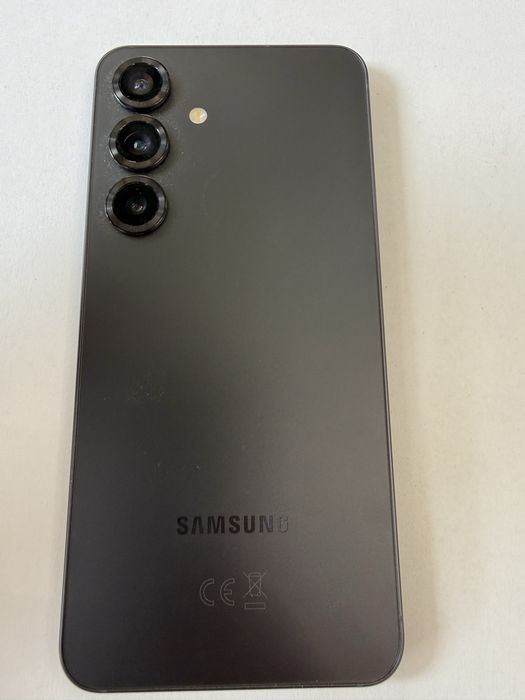 Samsung s25 12/256 gb!Перфектен! 3цикъла батерия!