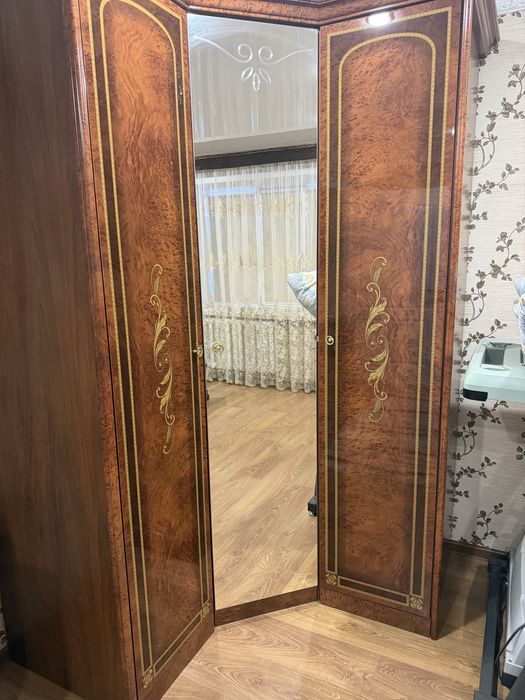Продам спальный гарнитур Шатура !!