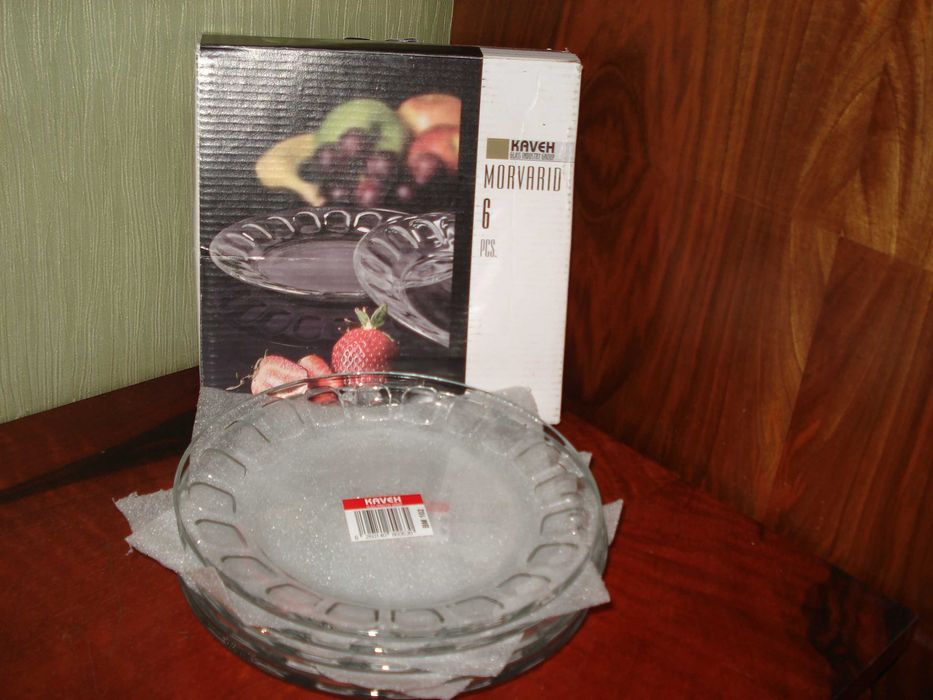 Тарелки новые в упаковке,  12 шт