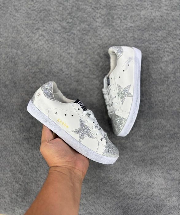 Golden goose           .