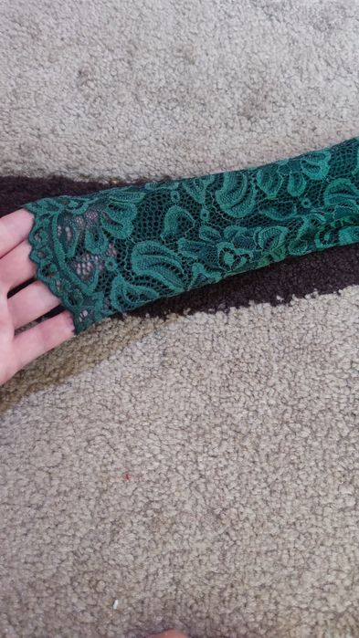 Продавам нова рокля!