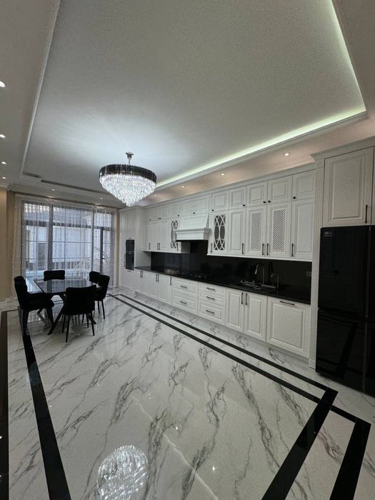 Сдаётся дом премиум класса в элитном районе Ивлева!