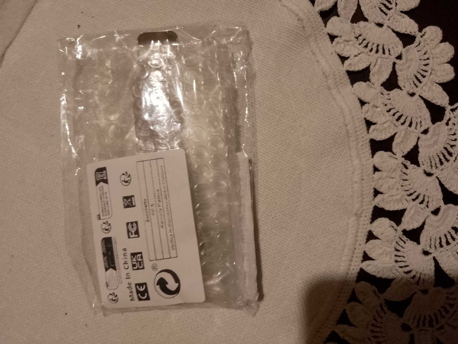 Подаръчни комлекти - часовник с 4 бр. кожени гривни