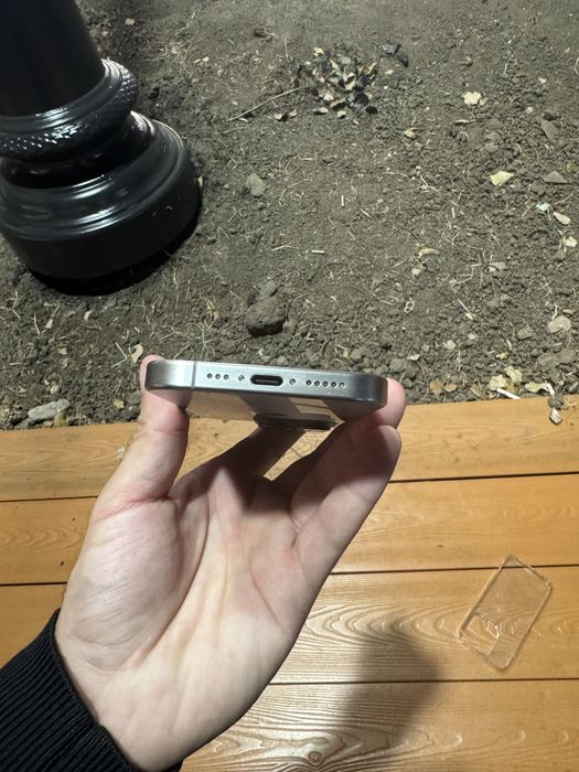 Продам Телефон Айфон 15 Pro 256Gb