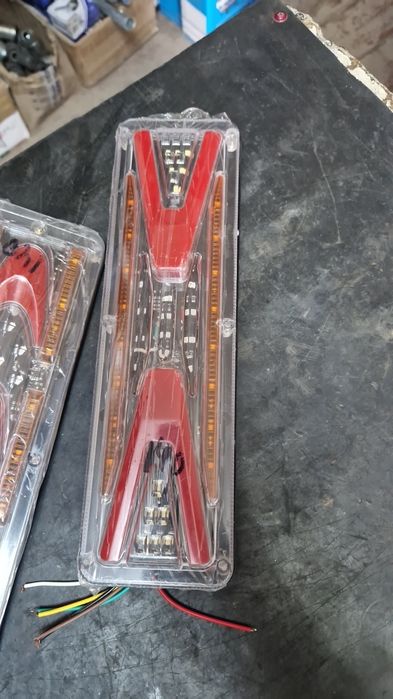 Orqa led stoplar