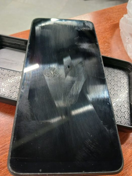 Продам Xiaomi 13C