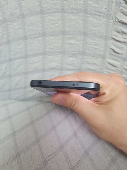 Srochna sotiladi Xiaomi Redmi Note 12 4G 8+8/128Gb Sastayaniya ideal
